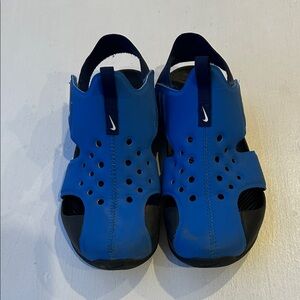 Nike Blue and Black Perforated Sandals